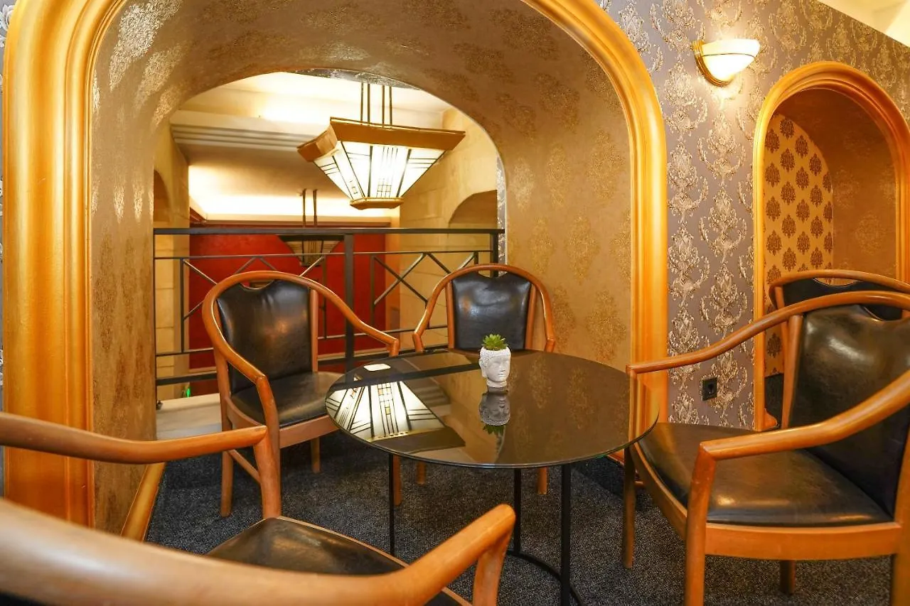 Hotel Central Club Sofia 3*,  Bulgarije